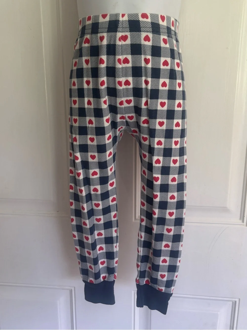 3T Old Navy Unisex navy/white gingham/red hearts 2 piece pajama set.  In EUC!